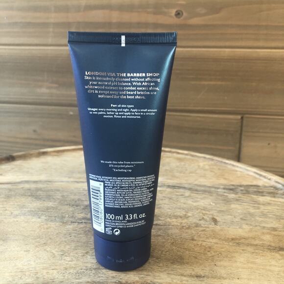 Molton Brown African Whitewood Balancing Face Wash 100mL - 3.3oz - Picture 3 of 6